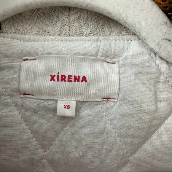 XIRENA Electric Cream Belted Brett Vest SZ XS - Picture 3 of 8